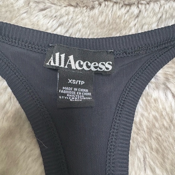 Black Ribbed Tank Top - Picture 2 of 4